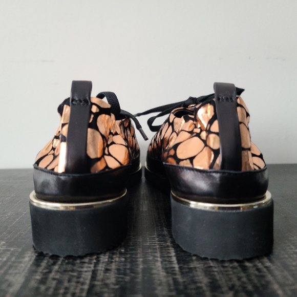 NWOT Ron White Black Leather & Rose Gold Sneakers - Picture 6 of 7